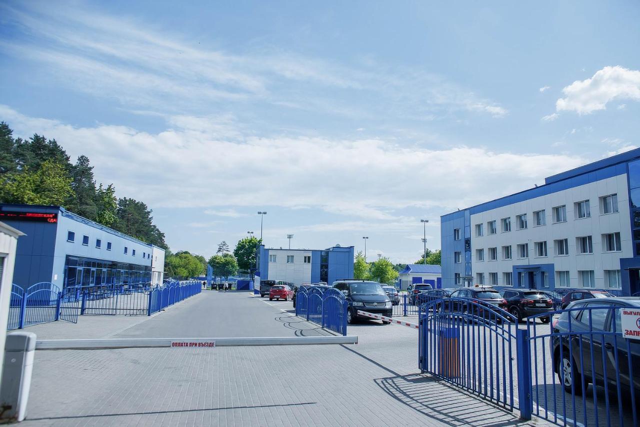 Olimpiyskiy Minsk Exterior foto